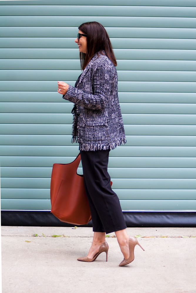 Save for later - Elegant work outfit ideas for your everyday office lo