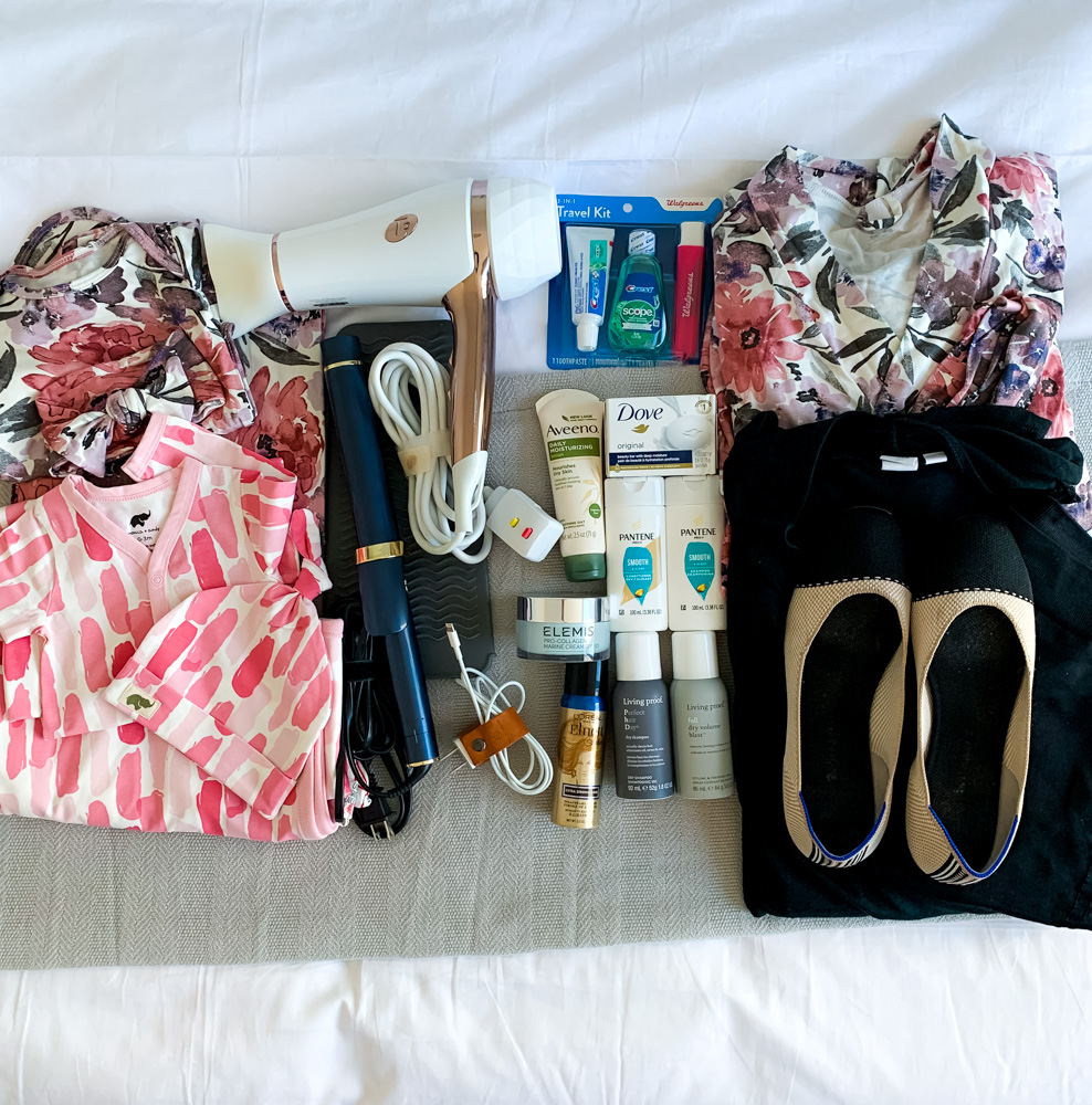 Childbirth Checklist: What To Pack In Your Hospital Bag