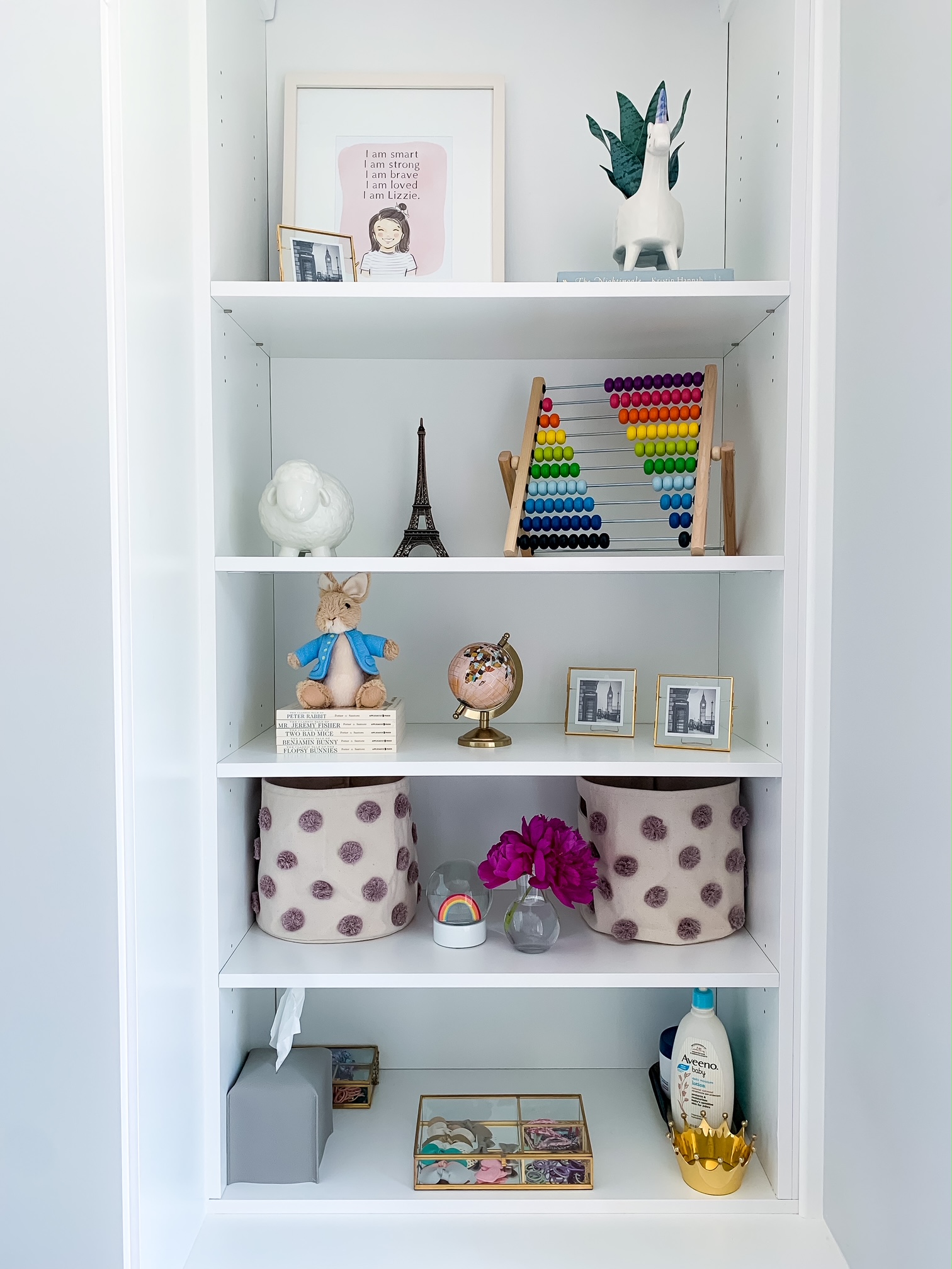 How to Design a Cohesive Bookshelf